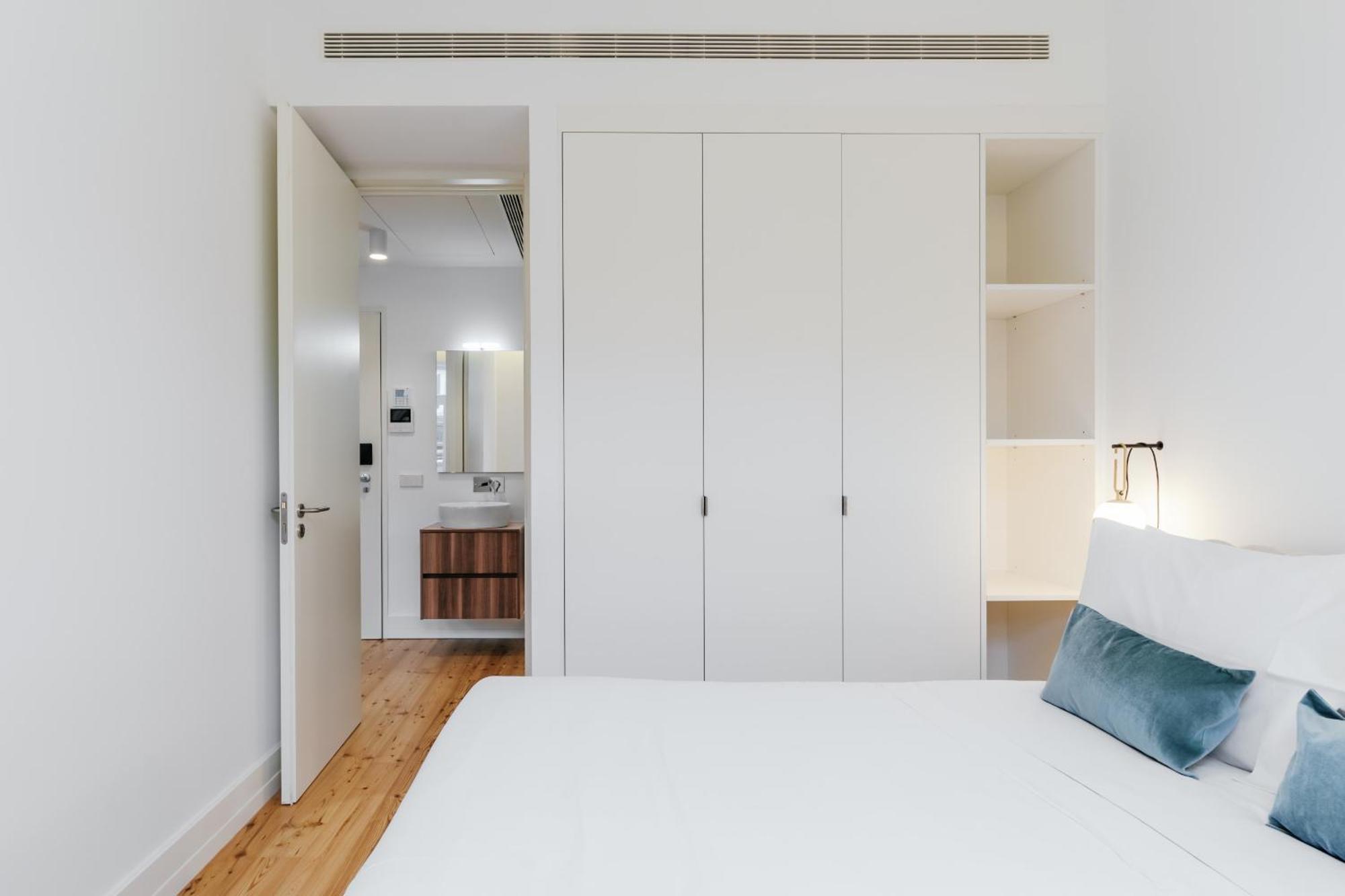 Feel Porto Clerigos Charm Flats Apartment Bilik gambar