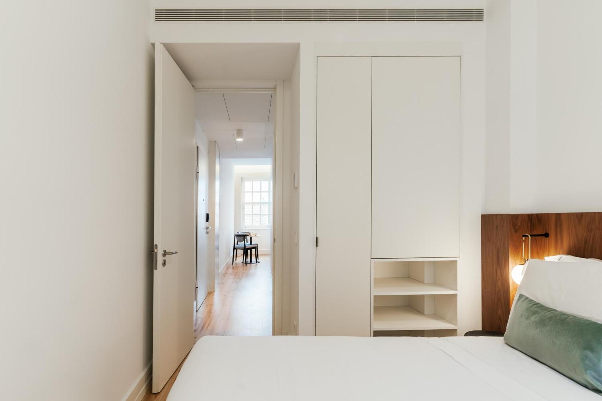Feel Porto Clerigos Charm Flats Apartment Bilik gambar