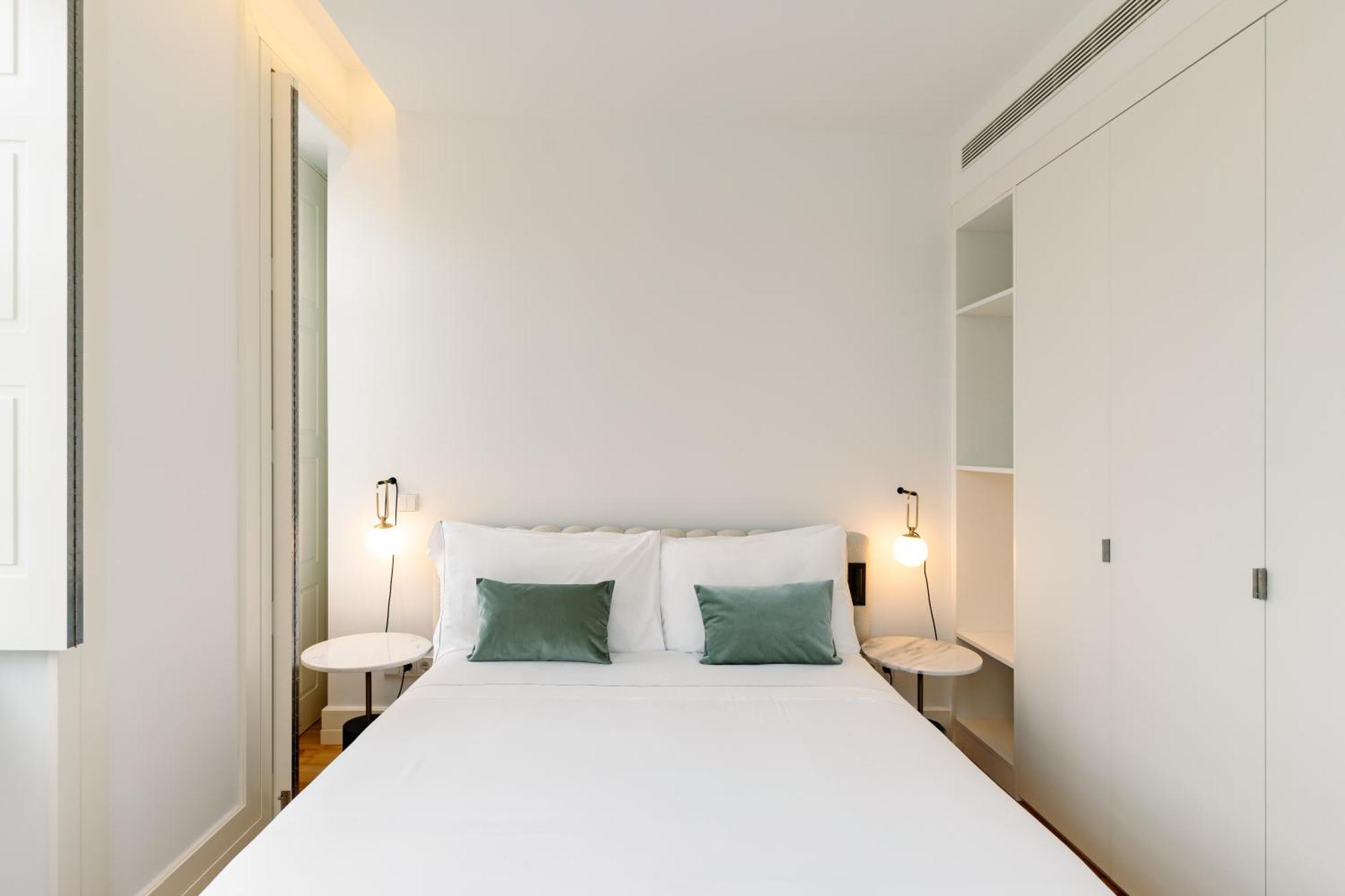Feel Porto Clerigos Charm Flats Apartment Bilik gambar