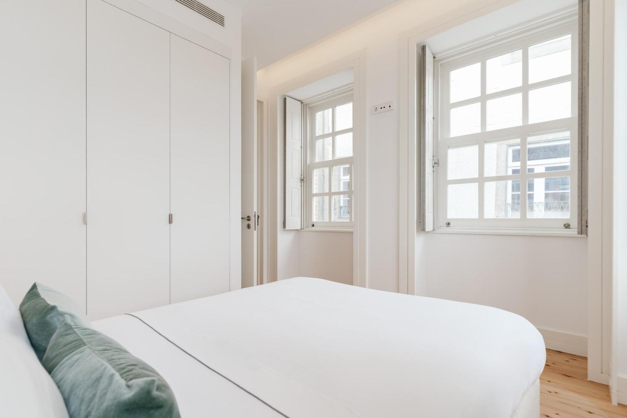Feel Porto Clerigos Charm Flats Apartment Luaran gambar